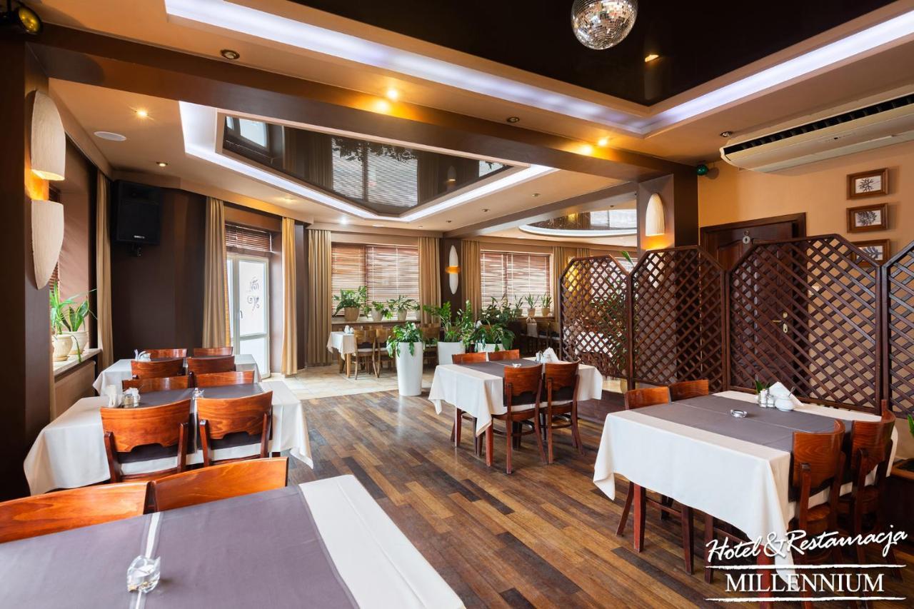 Hotel Millennium Przasnysz Bagian luar foto