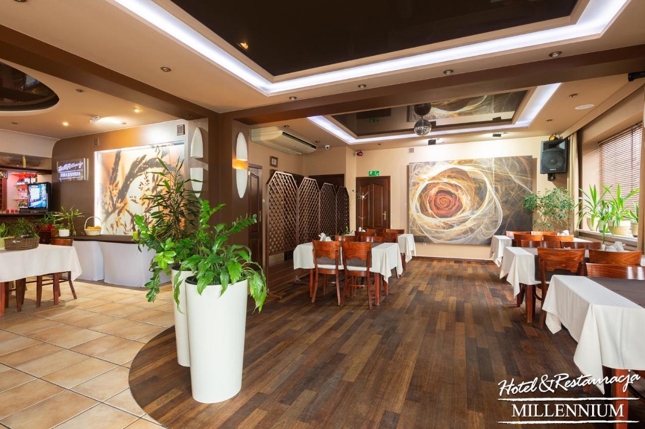Hotel Millennium Przasnysz Bagian luar foto