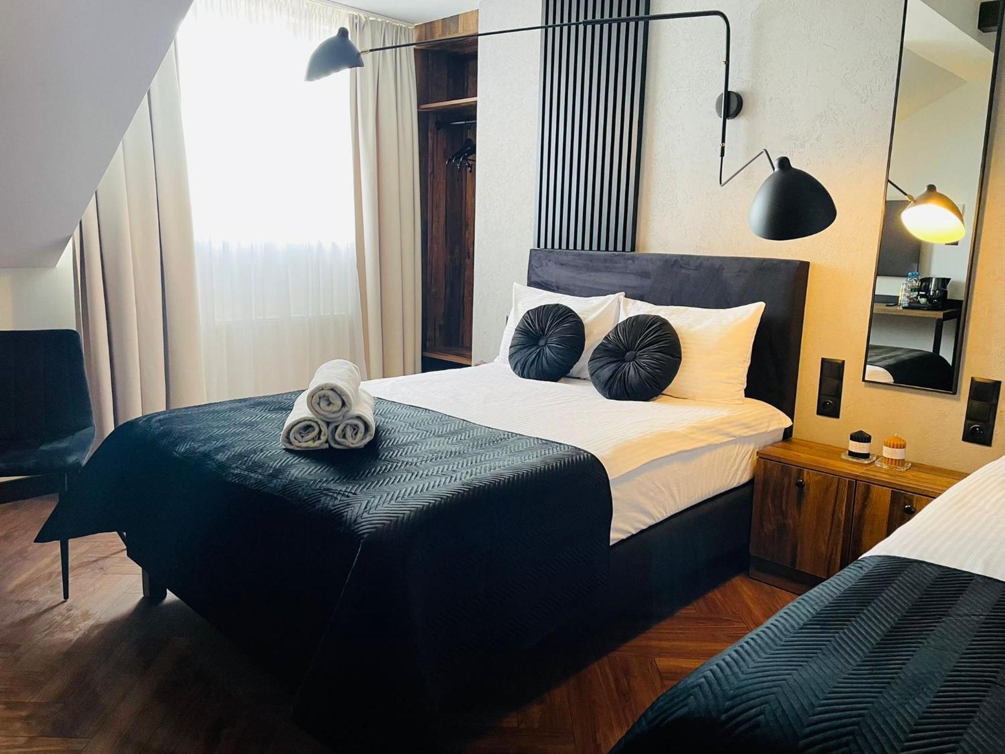 Hotel Millennium Przasnysz Bagian luar foto