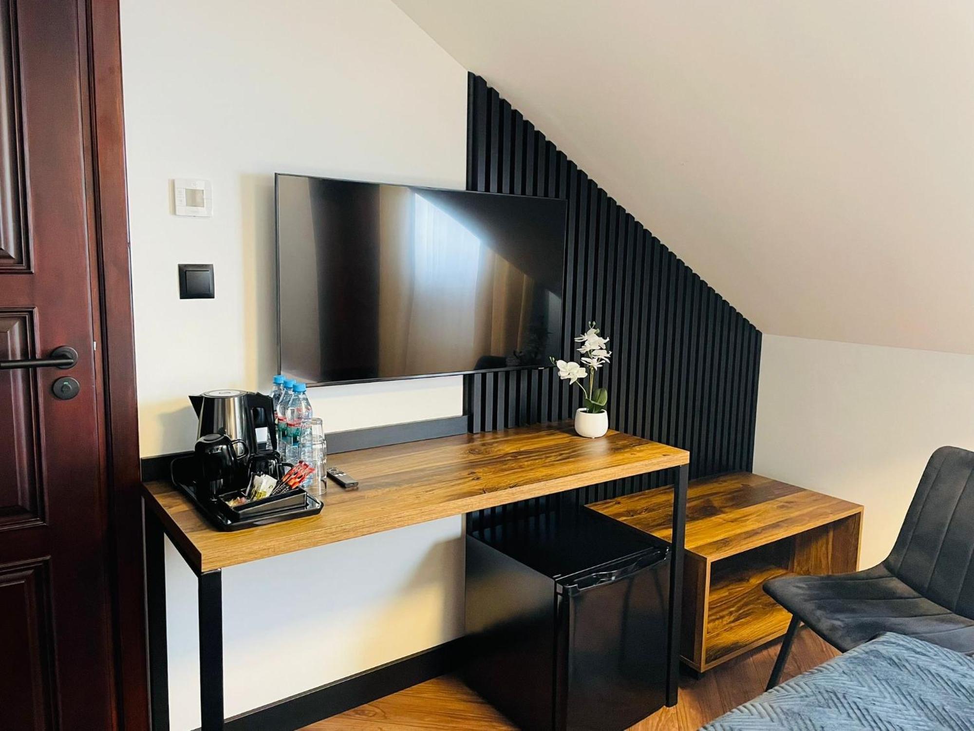 Hotel Millennium Przasnysz Bagian luar foto