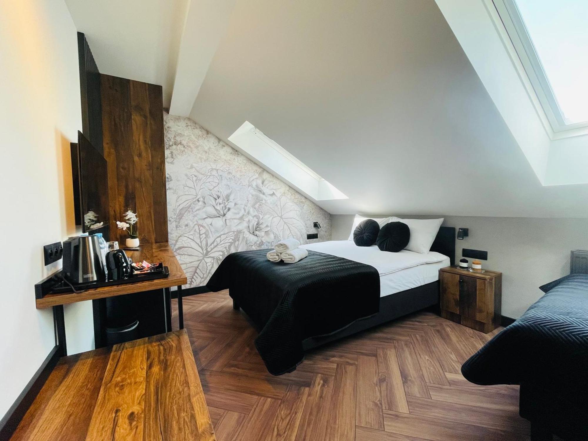 Hotel Millennium Przasnysz Ruang foto
